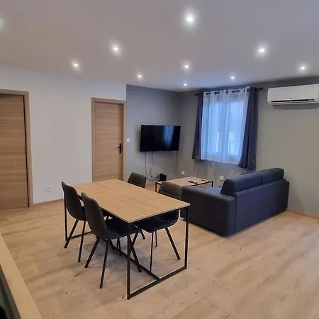 Superbe Appartement T2 Climatise, Idealement Situe Ugine Extérieur photo